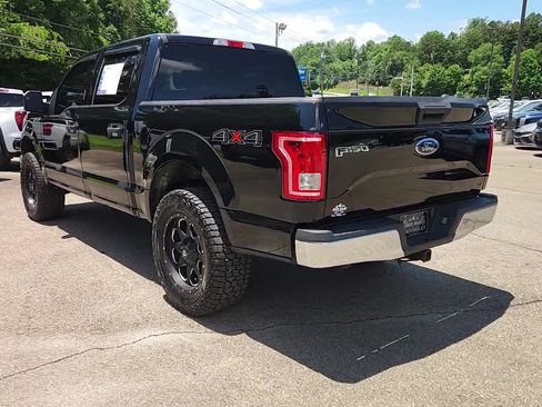 Used 2017 Ford F150 XLT AWD/4WD image 3