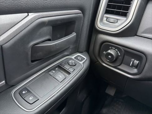 New 2024 RAM 3500 Tradesman AWD/4WD image 15