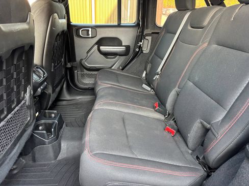 Used 2020 Jeep Wrangler Unlimited Rubicon AWD/4WD image 13
