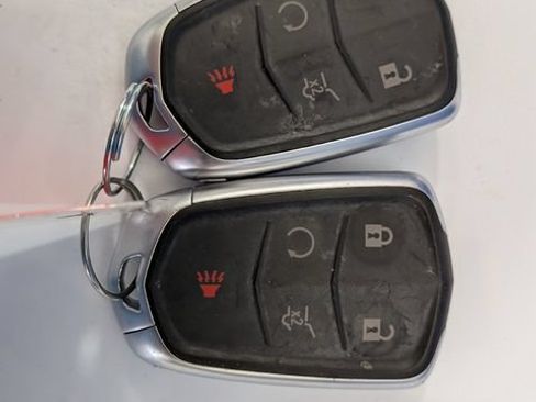 Certified 2024 Cadillac XT5 Luxury w/ LPO, Floor Liner Package AWD/4WD image 33