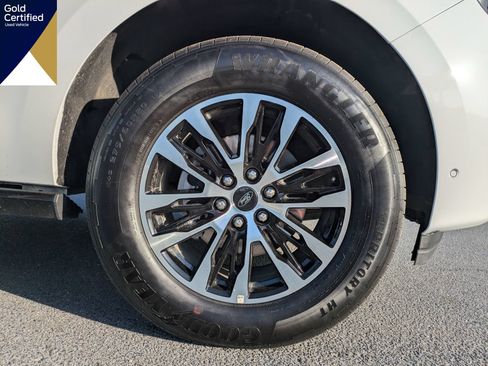 Certified 2025 Ford Expedition Max Platinum AWD/4WD image 16