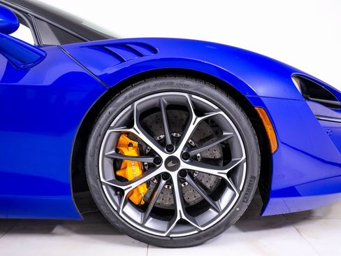 New 2026 McLaren Artura Spider image 18