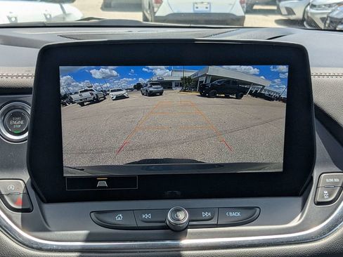 Used 2025 Chevrolet Blazer LT FWD image 28
