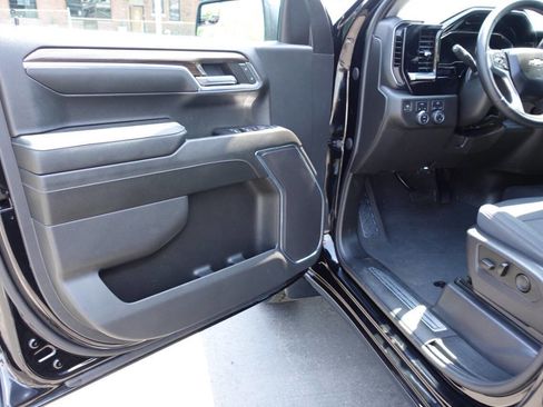 Used 2024 Chevrolet Silverado 1500 LT AWD/4WD image 15