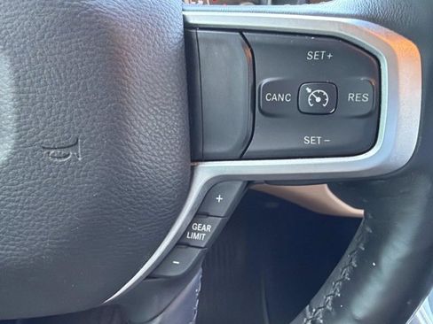 Used 2019 RAM 1500 Big Horn RWD image 29