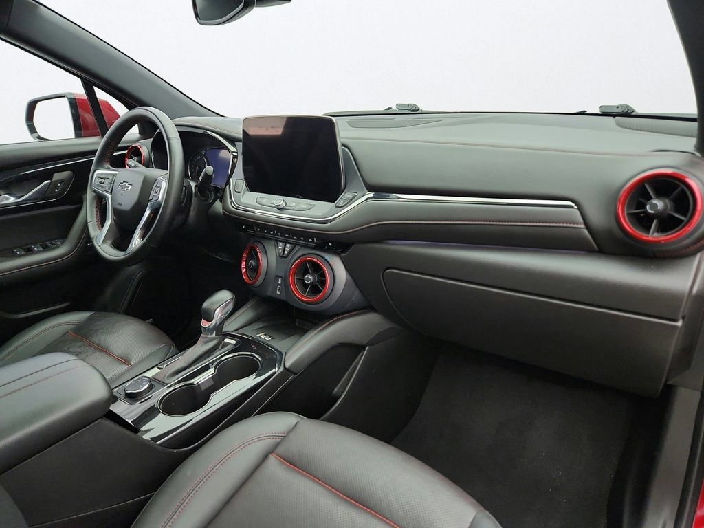 Used 2023 Chevrolet Blazer RS AWD/4WD image 29