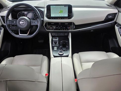 Used 2023 Nissan Rogue SL w/ SL Premium Package image 15