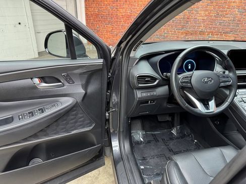 Used 2023 Hyundai Santa Fe Limited image 9