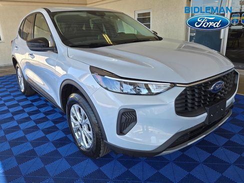 New 2025 Ford Escape Active w/ Cold Weather Package image 1