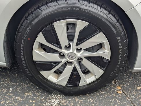 Certified 2023 Nissan Altima 2.5 S image 9