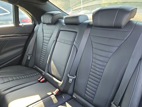 Used 2019 Mercedes-Benz S 560 4MATIC Sedan image 15