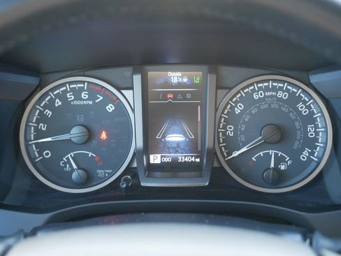 Used 2023 Toyota Tacoma TRD Off-Road image 21