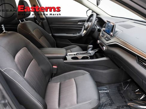 Used 2024 Nissan Altima 2.5 SV image 43