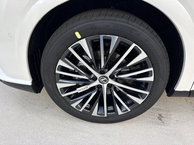 New 2026 Lexus RX 350 w/ Convenience Package AWD/4WD image 10