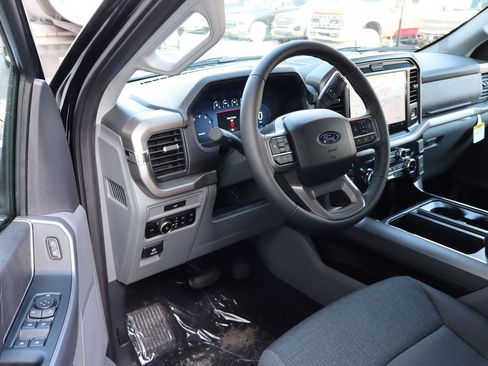 New 2026 Ford F150 XLT image 4