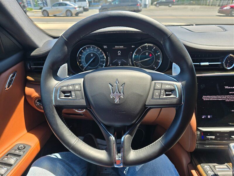 Used 2021 Maserati Quattroporte S Q4 AWD/4WD image 6