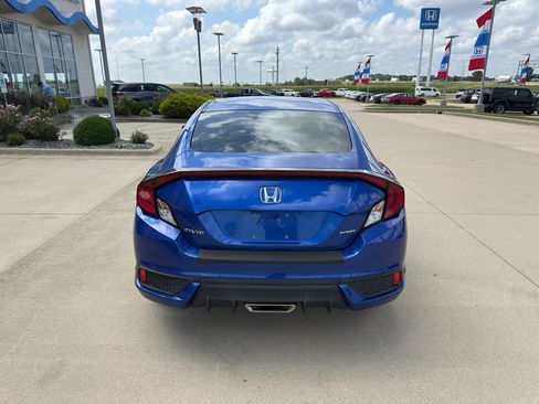 Used 2020 Honda Civic Sport image 6