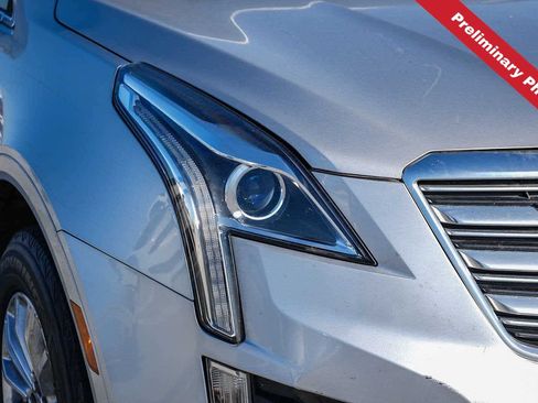 Used 2019 Cadillac XT5 FWD image 4