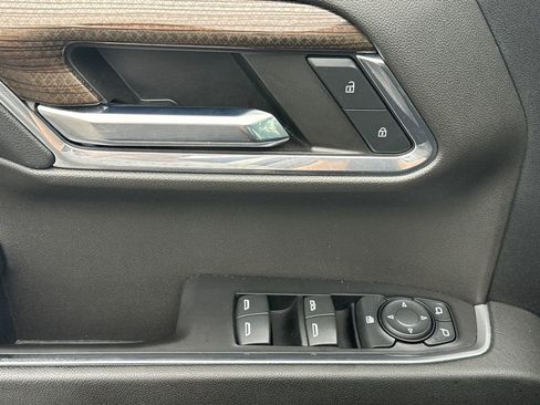 Certified 2024 Chevrolet Silverado 1500 RST AWD/4WD image 16