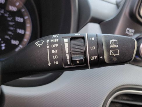 Used 2020 Hyundai Kona SEL w/ Cargo Package FWD image 26