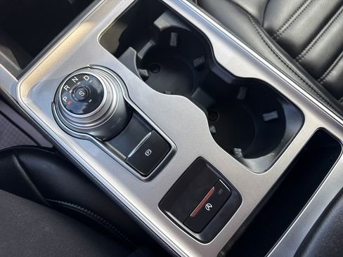 Used 2024 Ford Edge SEL w/ Convenience Package image 35