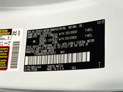 Certified 2025 Toyota Grand Highlander AWD Hybrid image 26