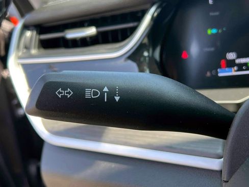 Used 2023 Jeep Grand Cherokee 4WD 4xe w/ Luxury Tech Group II image 24