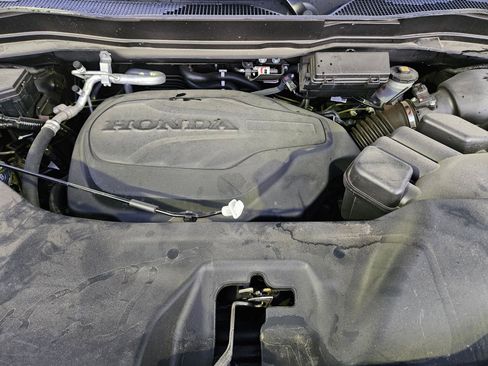 Used 2023 Honda Passport TrailSport image 36