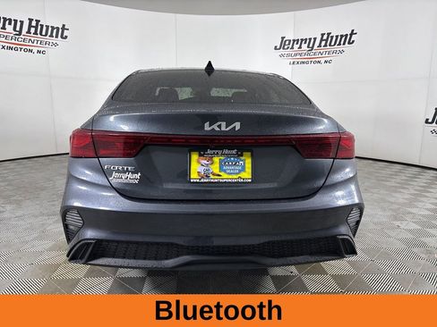Used 2023 Kia Forte LXS image 6