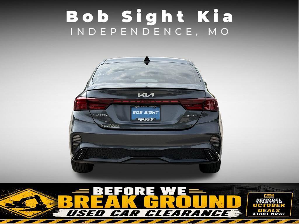 Used 2024 Kia Forte GT-Line w/ GT-Line Premium Package FWD image 12