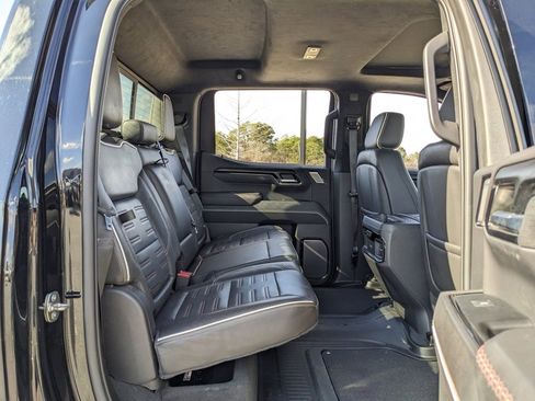 Used 2023 GMC Sierra 1500 AT4X image 49