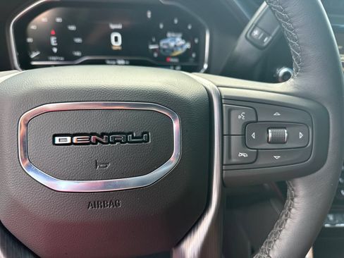 Used 2025 GMC Sierra 2500 Denali Ultimate AWD/4WD image 27