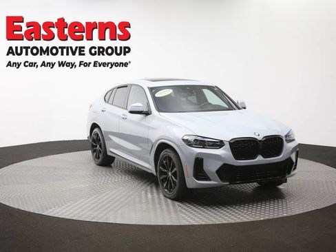 Used 2023 BMW X4 xDrive30i w/ M Sport Package AWD/4WD image 52