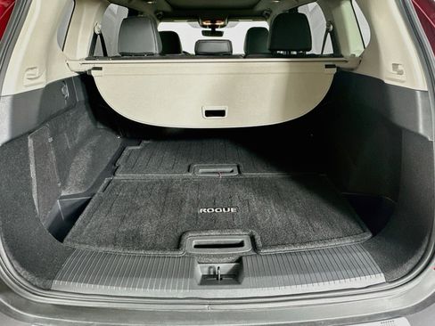 Used 2023 Nissan Rogue SL w/ SL Premium Package FWD image 29