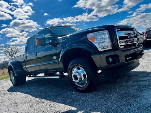 Used 2016 Ford F350 King Ranch w/ King Ranch w/Chrome Package image 39