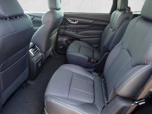 New 2025 Subaru Ascent Limited image 10