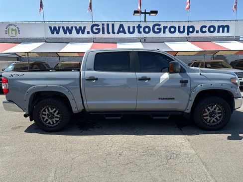 Used 2019 Toyota Tundra SR5 w/ SR5 Upgrade Package AWD/4WD image 6