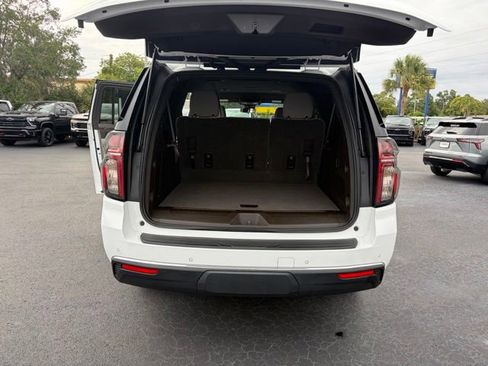 Used 2023 Chevrolet Suburban LS AWD/4WD image 17