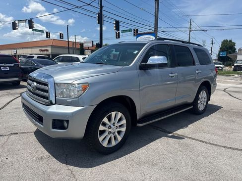 Used 2014 Toyota Sequoia Platinum RWD image 1