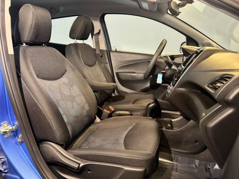 Used 2018 Chevrolet Spark LS FWD image 16
