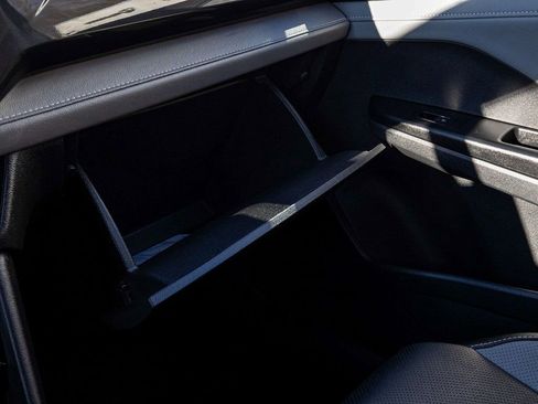 Used 2023 Volkswagen Taos SEL image 19