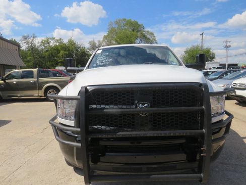 Used 2017 RAM 2500 Tradesman w/ Popular Equipment Group RWD image 2
