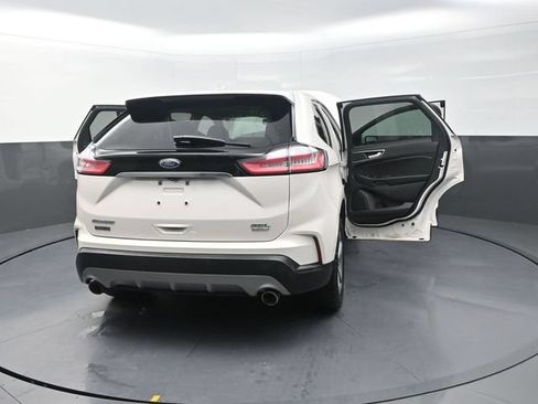 Used 2019 Ford Edge SEL w/ Equipment Group 201A AWD/4WD image 44