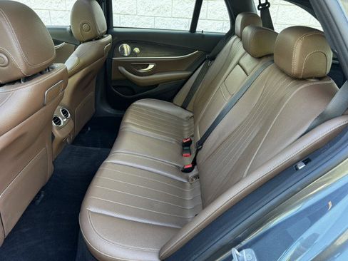 Used 2018 Mercedes-Benz E 400 4MATIC Wagon image 8