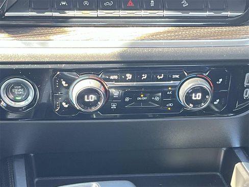 Used 2023 Chevrolet Silverado 1500 RST image 40