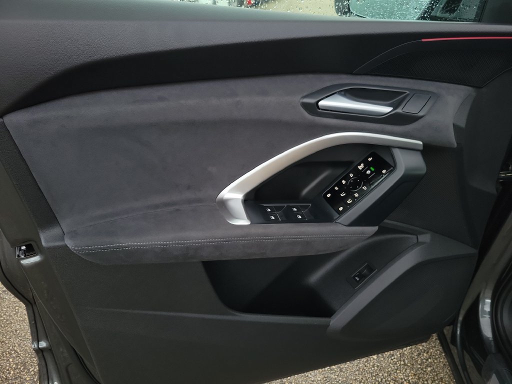 New 2026 Audi SQ5 Premium AWD/4WD image 18