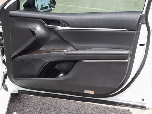 Used 2023 Toyota Camry XSE FWD image 36