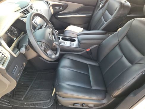 Used 2023 Nissan Murano SV w/ SV Midnight Edition Package FWD image 10