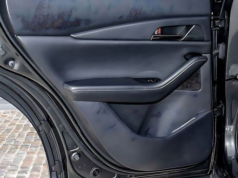 Used 2023 MAZDA CX-30 AWD 2.5 S w/ Preferred Package image 16