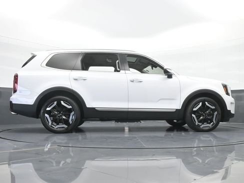 Used 2023 Kia Telluride S w/ S Sunroof Package image 61
